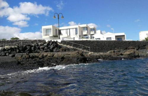 Casa en el mar con infinity pool - Foto 2