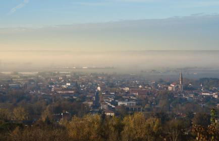 Aile château de Saint-Sarnin pour 10 personnes avec piscine - Foto 5