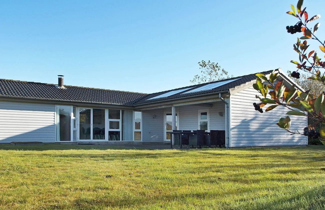 4 Star Holiday Home in Tarm - Photo 1