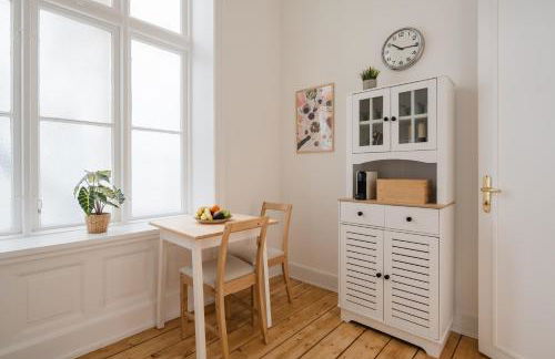 Hamburg City Apartment auf 120qm mit Billardtisch für bis zu 9 Gäste - Foto 11