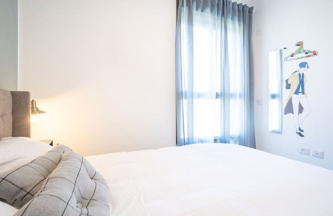Vibrant Seaside Stay with Balcony by Sea N' Rent - Foto 15