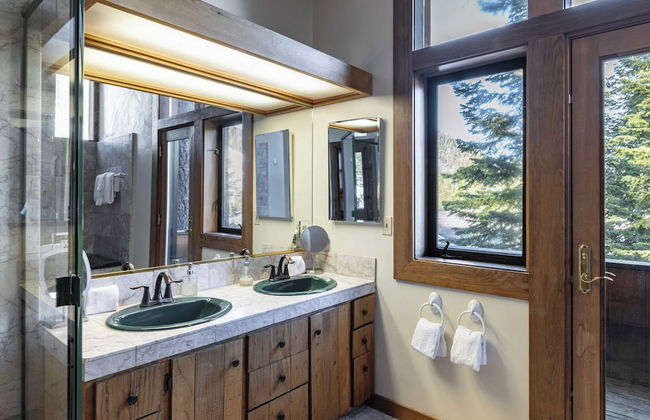 Mt. Jola by Avantstay A 5-minute Walk Away to Palisades and Lifts - Photo 34