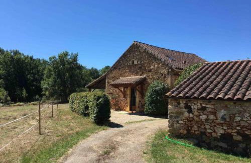 Peaceful, comfortable retreat with pool - Foto 17