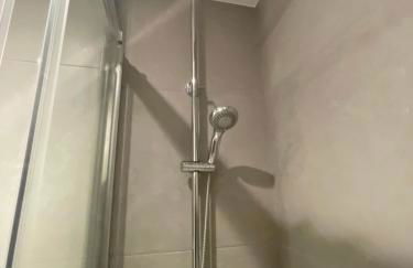 Modern Spacious Apartment - Foto 15