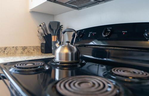 Great for Large Gatherings Sleeps 17 PalmWaveStays - Foto 7