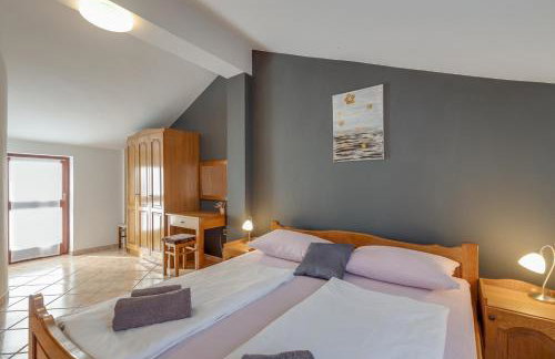 Apartment Nini with Balcony - Foto 13