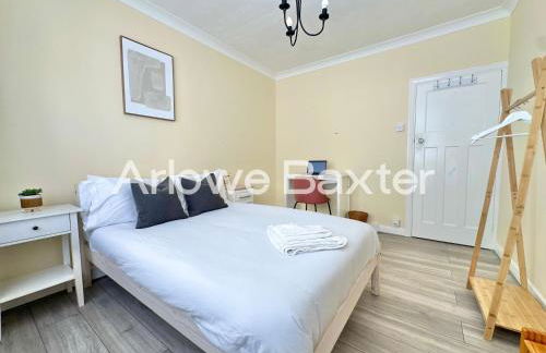 Spacious 2BR Flat in Harold Wood - Foto 9