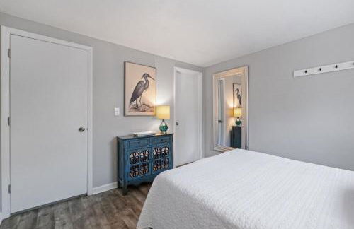 Stylish 1st Flr 1Bed Condo-Close to Downtown Dover - Photo 17