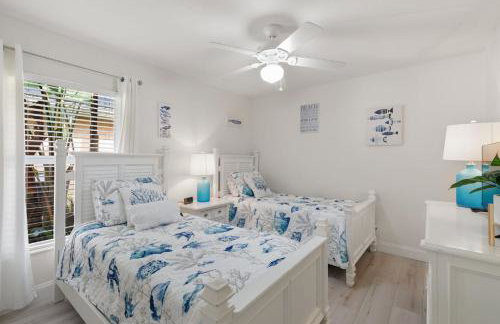 Beautifully-furnished Naples Home l Pool l Hot Tub - Foto 15