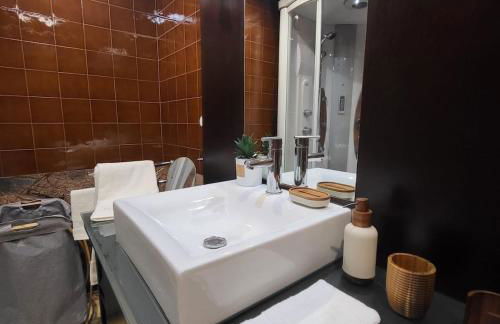 Spacious 2BR near Odivelas Metro with Balcony - Foto 19