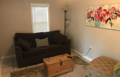 Key West Style Historic Home in Coconut Grove Florida The Yellow House - Foto 7