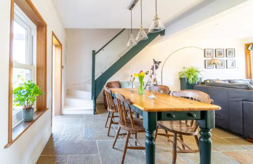 Swift Host - Flint Cottage - 2 Bedroom - Close to River - Parking - Foto 2