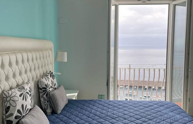 Apartments Amalfi Design Sea View - Photo 9