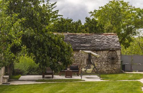 Village Miljavci - Photo 28