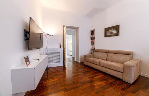 Saint Peter House Station - Photo 26