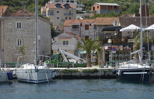 Sea-view Apartment - Sleeps 4, Parking & Balcony - Foto 40