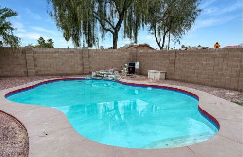 4BR Oasis Private Pool and Large Yard - Foto 19