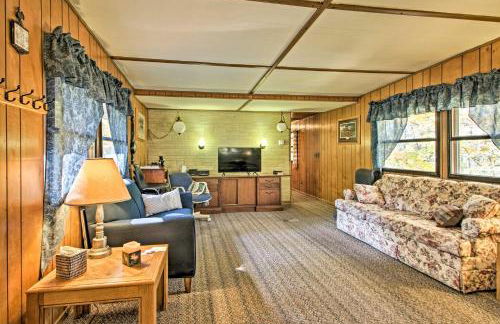 Cozy Retreat with Fire Pit Less Than 1 Mi to Mille Lacs Lake - Foto 3