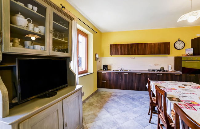 Scenic Retreat in Vesime Hills - Photo 16