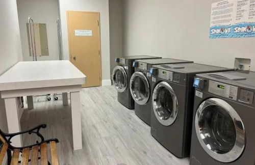 Renovated Condo near Disney Free Shuttle to Parks - Foto 16