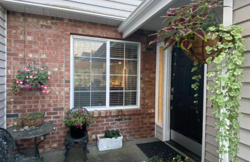 South Seattle gated community 90 day minimum - Foto 5