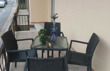 Village House - Photo 2