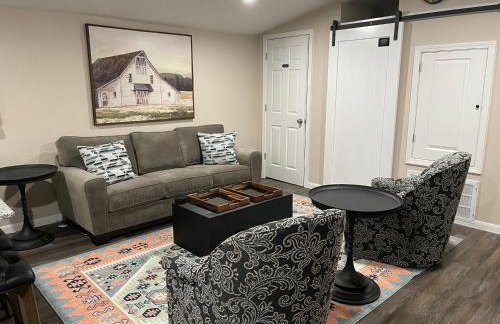 Gorgeous 10 Acre Estate POOL HOT TUB GAME ROOM - Foto 58