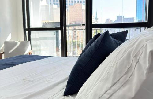 103NV Studio Liberdade SP 300 m Estação Liberdade acomoda ate 03 pessoas - Foto 23