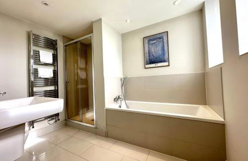 Desirable 2 Bedroom Apartment in Bicester that sleeps 5 - Foto 23