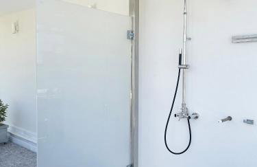 Blue Bay Vouliagmeni Luxury Apartment - Photo 50