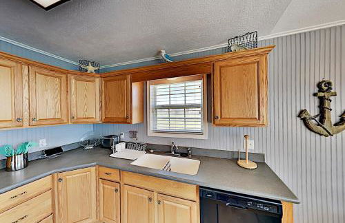 Escape Steps to Beach Large Deck Group Ready - Foto 8