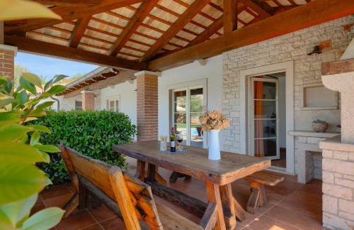 Villa Loverka near Pula only 3 km from the beach with sea view - Foto 7