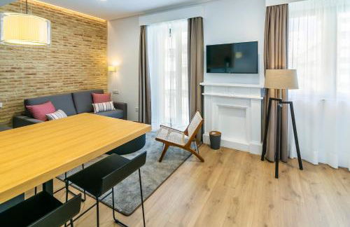 Aquitania Home Suites - Photo 91