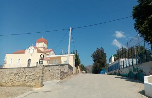 Vine Veranda - Photo 4