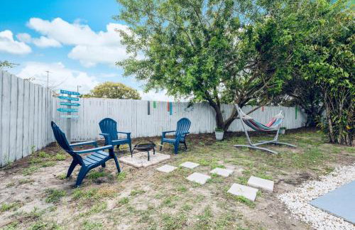 2BR Home with Private Pool, Fire Pit and Grill - Foto 7