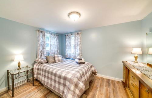 Walk to Beach and Lake Idyllic Escape in Edinboro! - Foto 10