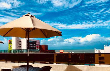 Apartamento Completo na praia com terraço privativo - 2 quartos - Photo 2