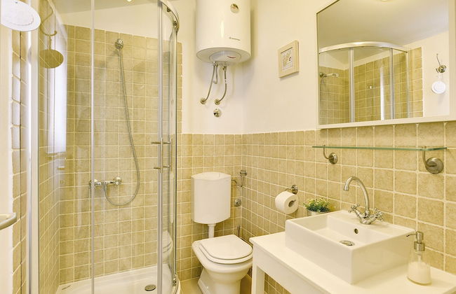 Modern Holiday Home With Pool in Marcana - Foto 7