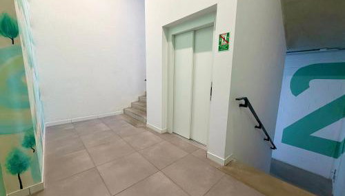 Wrocław Airport Studio with Mezzanine by BookingHost - Foto 2