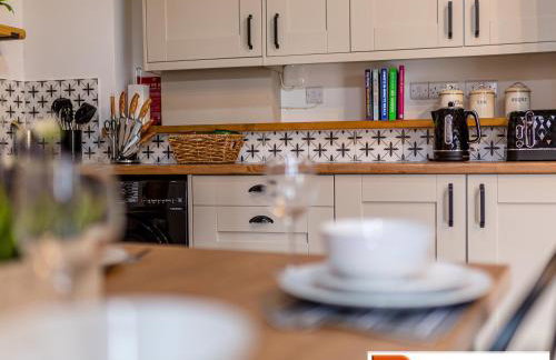 ByEvo Oswestry Barn - Quirky romantic retreat or Cosy contractor base - Foto 21