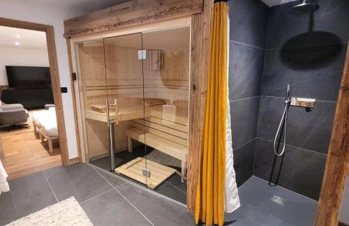 Chalet 5* aux Gets: Luxe, jacuzzi, sauna, chiens admis - FR-1-598-19 - Foto 14
