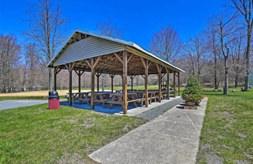 3 BR 2 BA Modern home with private hot tub, fire pit and lake view, Dogs ok! - Foto 18