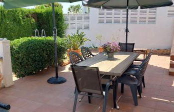 Villa totalmente independiente con piscina comunitaria - Foto 5