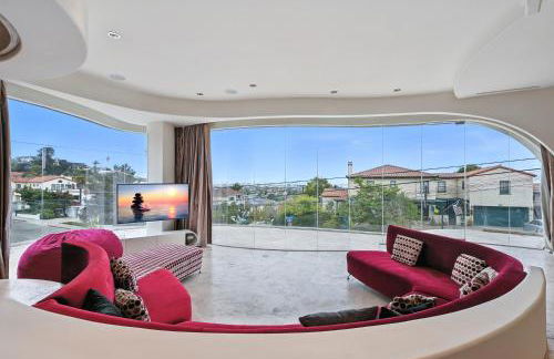 The Wave House! Custom Gem with Panoramic Views, Fire Pit, BBQ, Pool Table - Foto 47