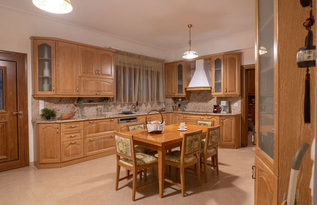 Paul's American Mansion- Volos suburb - Foto 18