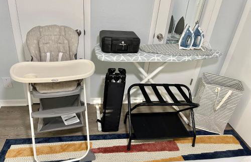 5 min Beaches~Mini Golf~Pool Table~Pets~KING BED + - Foto 40