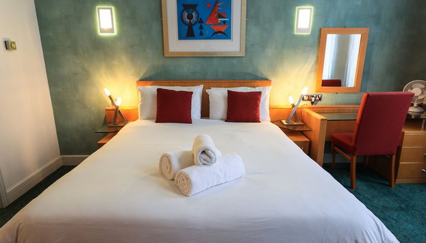 16 Pilcher Gate - Photo 4, Room