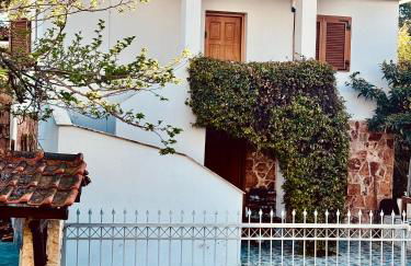 Quiet Panoramic Sea View Home -Large Balcony - Foto 1