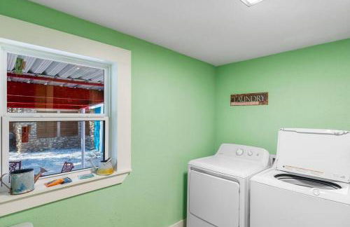 Stockyards-3/4 mile away!-Sleeps 8-Americana House - Foto 11