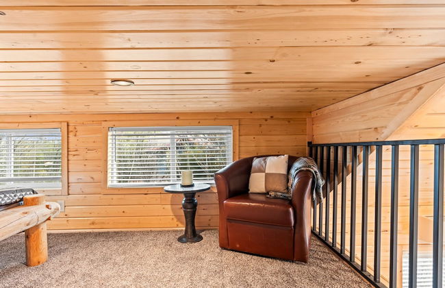 NEW Moondance Majestic Mini Cabin Cathedral Rock - Foto 24